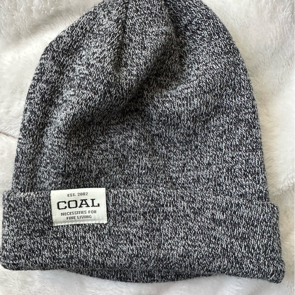 The Uniform Low Recycled Knit Cuff Beanie - heather grey